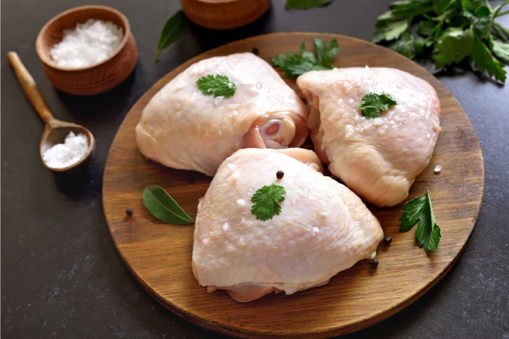 MBL FARMHOUSE THIGHS (BONE IN)